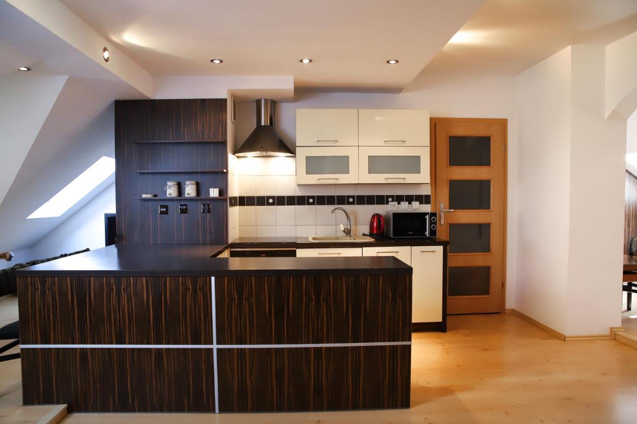 Lovely Apartment In City Center Of Jelenia Gora. Exterior photo