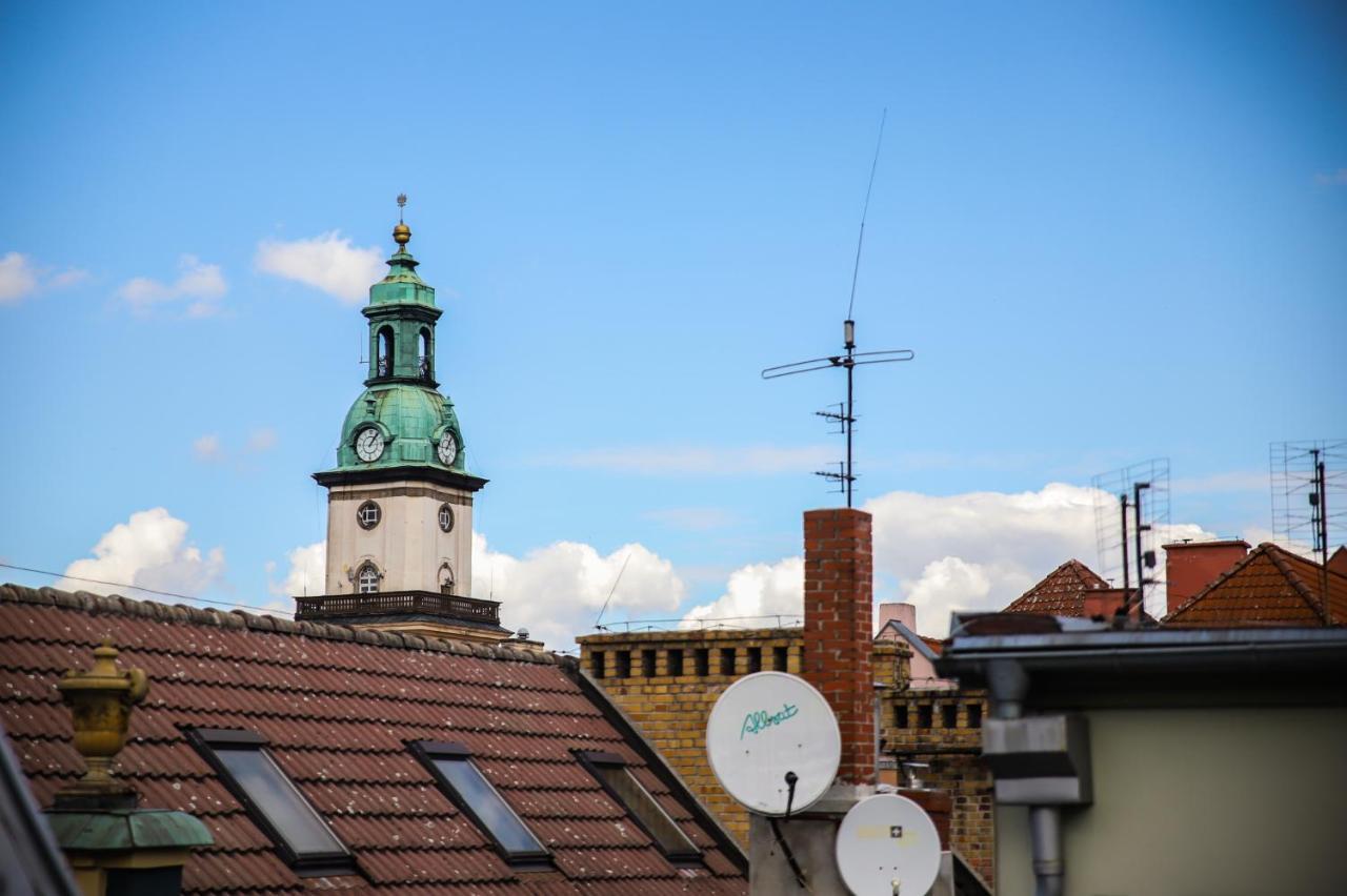 Lovely Apartment In City Center Of Jelenia Gora. Exterior photo